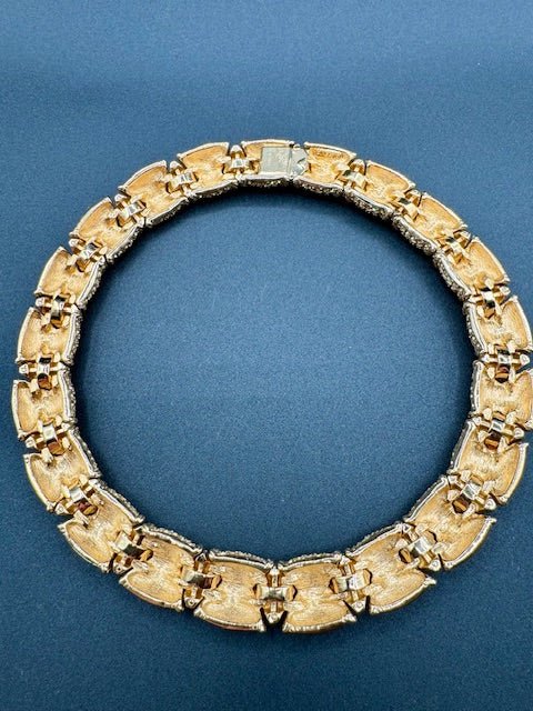 CinerCiner Vintage Runway Couture Pavé Crystal Gold Plated Collar Choker Necklace and Earrings Set - Black Dog Vintage