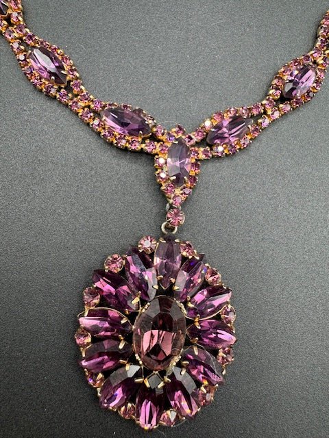 CzechCzech? Amethyst Crystal Vintage Statement Pendant Necklace Choker - Black Dog Vintage