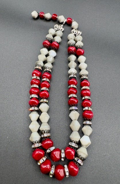 HobeHobe Double Strand Grey And Red Glass Bead Necklace And Clip Earrings Set - Black Dog Vintage