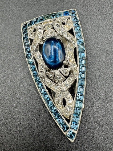 vintageArt Deco Sapphire Blue and Clear Rhinestone Dress Clip - Stunning! - Black Dog Vintage